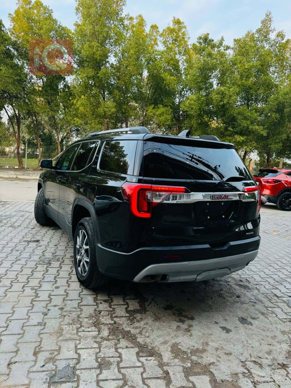 GMC Acadia